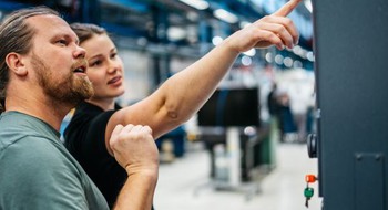 Bredda bilden bildbank för Teknikföretagen